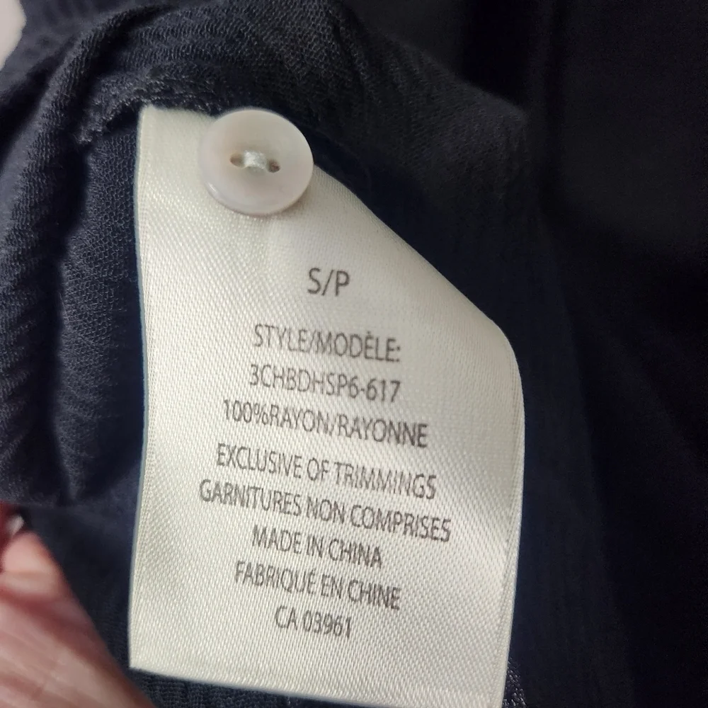 Denver Hayes Black Lightweight Short Sleeved Blouse - Picture 8 of 10